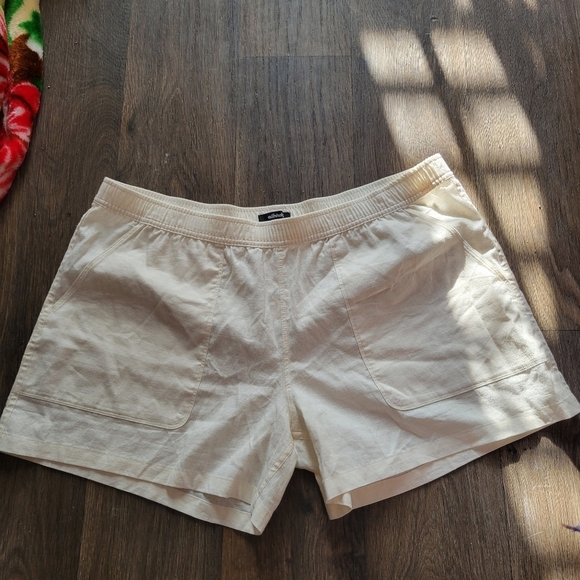 Allbirds White Hemp Tree BD Shorts Size XXL - Picture 2 of 3